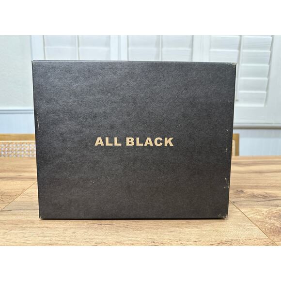 All Black Flat Buckle Mule Green Sz 8.5/9 US 39 EU NIB Minimalist Sleek Stylish - Picture 13 of 15